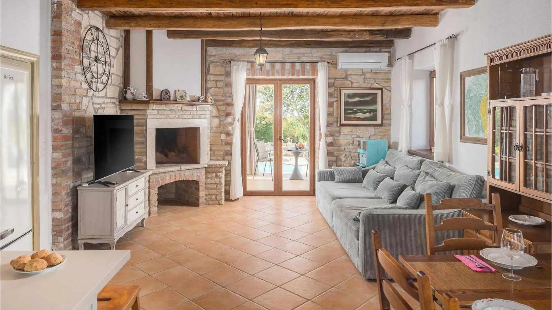Gorgeous Home In Cabrunici With Wifi Croatia